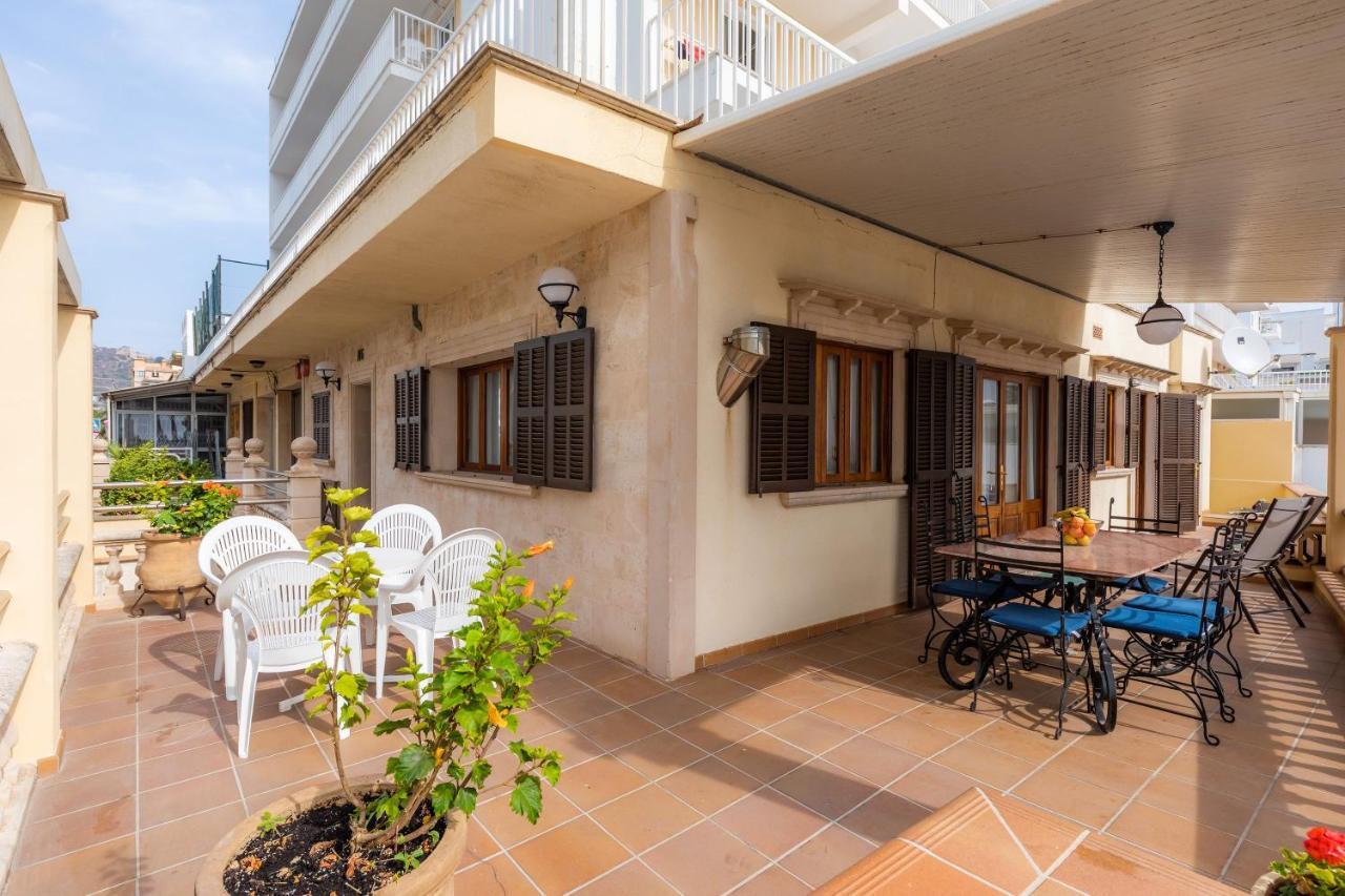 Dofi Villa Cala Millor  Exterior photo